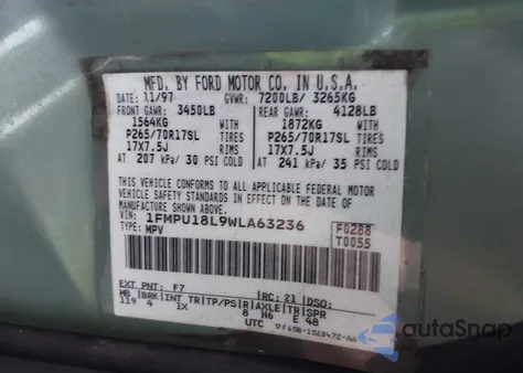 1998 Ford Expedition Eddie Bauer/Xlt z USA, uszkodzony, nr VIN 1FMPU18L9WLA63236